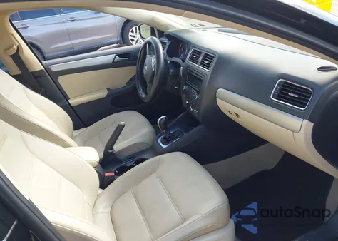 2014 Volkswagen Jetta 1.8T Se из США, поврежденный, VIN 3VWD17AJ5EM217947